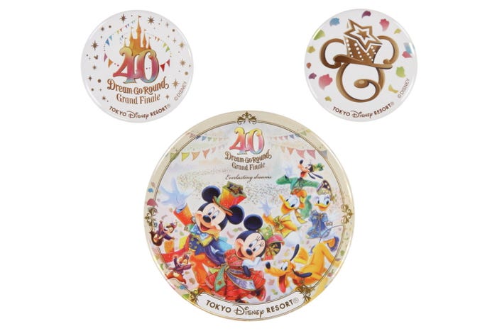 カンバッジセット1,100円(C)Disney