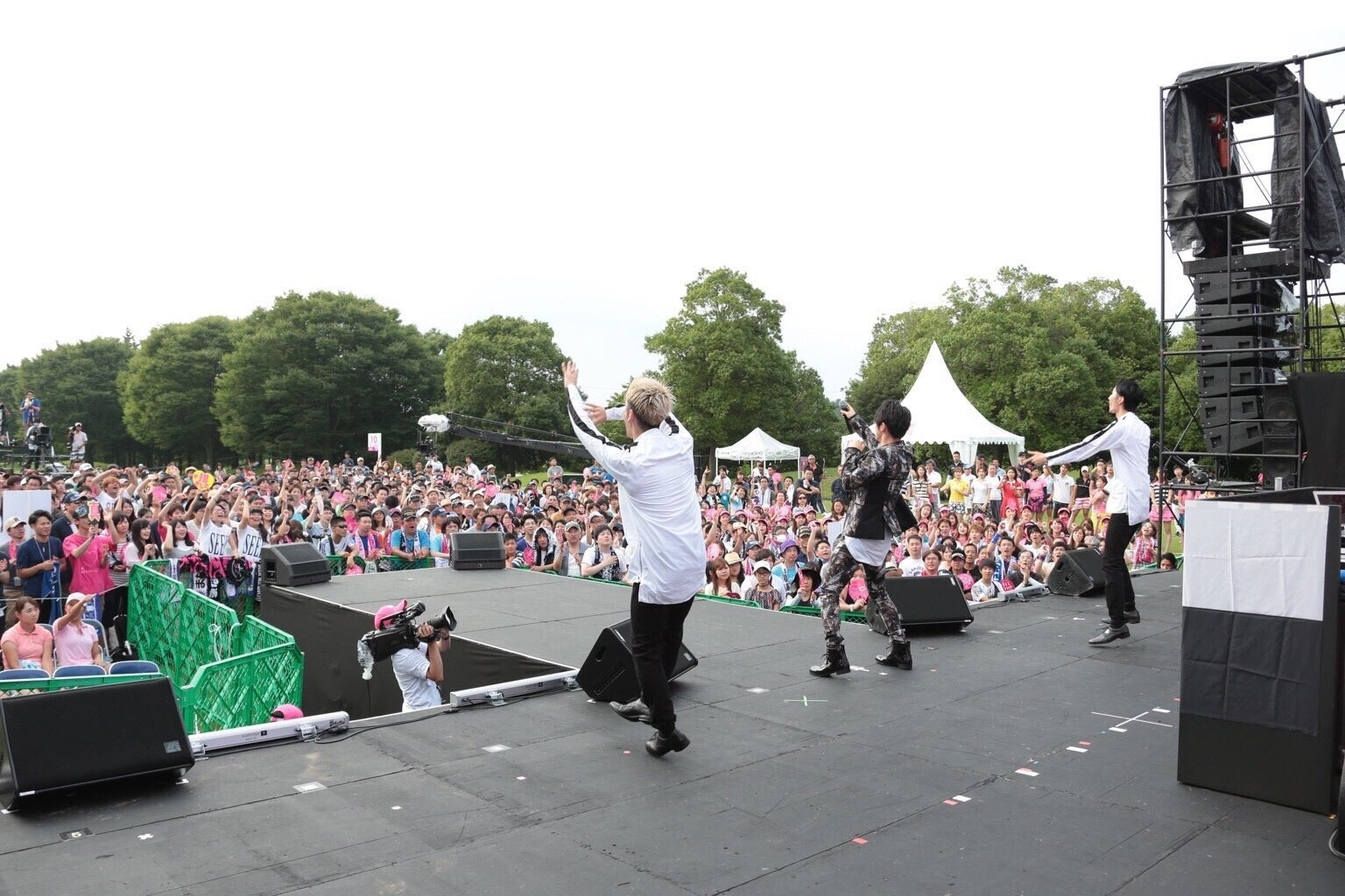 SKY-HI、ライブの様子