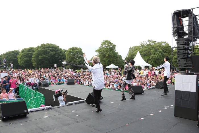 SKY-HI、パフォーマンスの様子