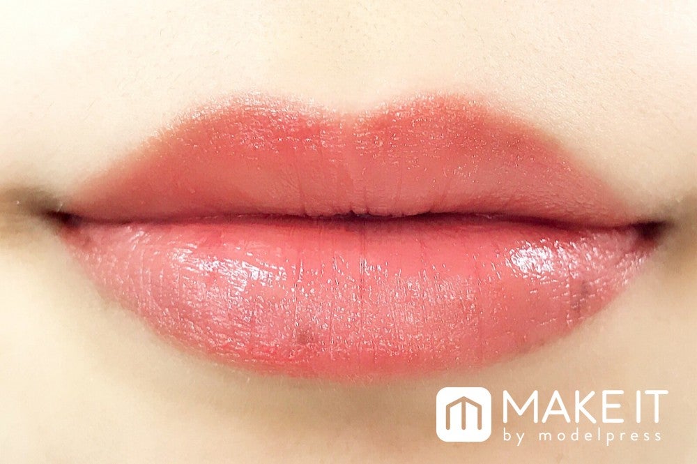 【エクセル】「グレイズバームリップ」“GB04 ハニーネクター”使用 (C)メイクイット