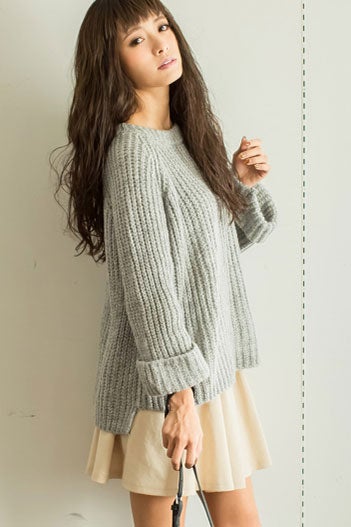 ローゲージワイドスリーブニット「Re:EDIT by GALSTAR」2,498円（税込）／画像提供：Re:EDIT by GALSTAR