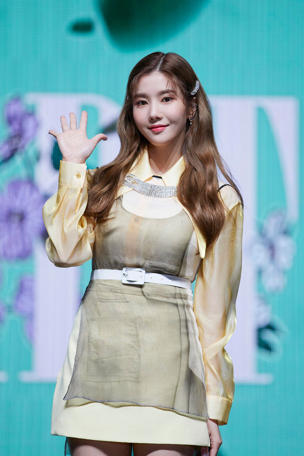 IZ*ONE（C）OFF THE RECORD