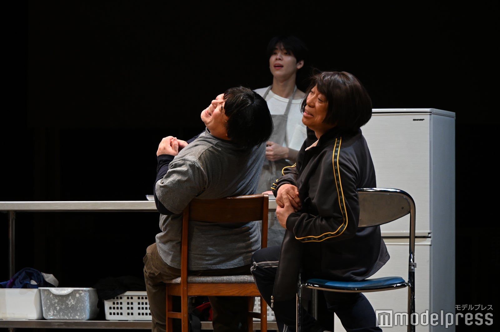 皆川猿時、内田紳一郎「Bunkamura Production 2025『おどる夫婦』」ゲネプロより（C）モデルプレス