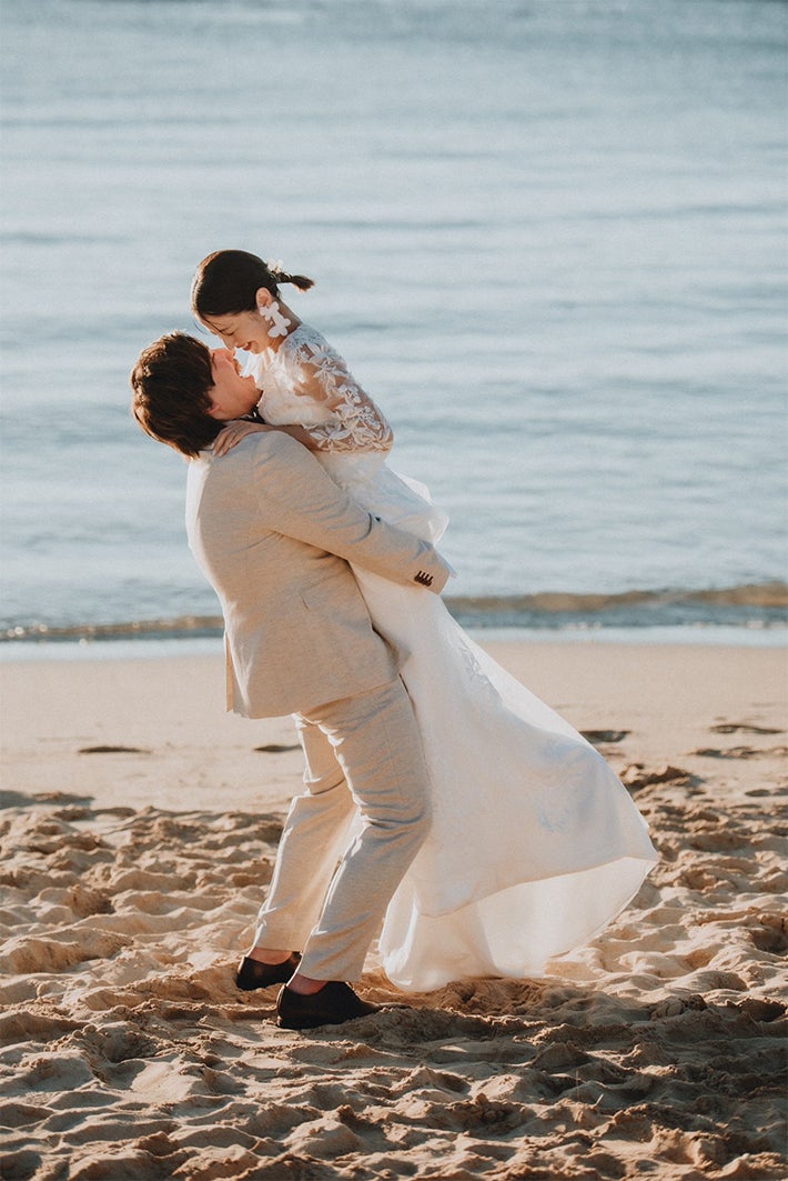 EXITりんたろー。＆本郷杏奈、“秘蔵”ウエディングショット披露 インスタお蔵入りの理由とは？