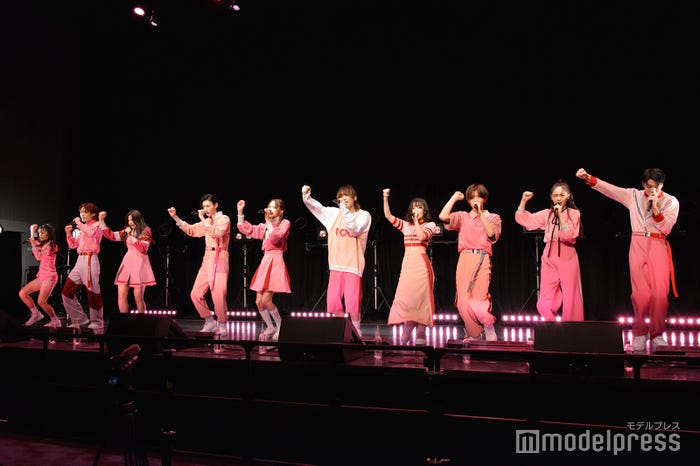 ONE LOVE ONE HEART(C)モデルプレス