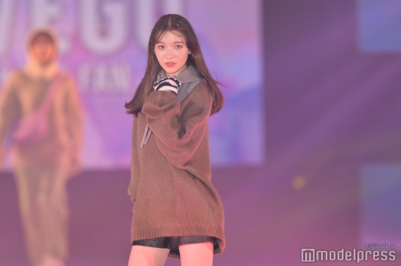 （C）モデルプレス