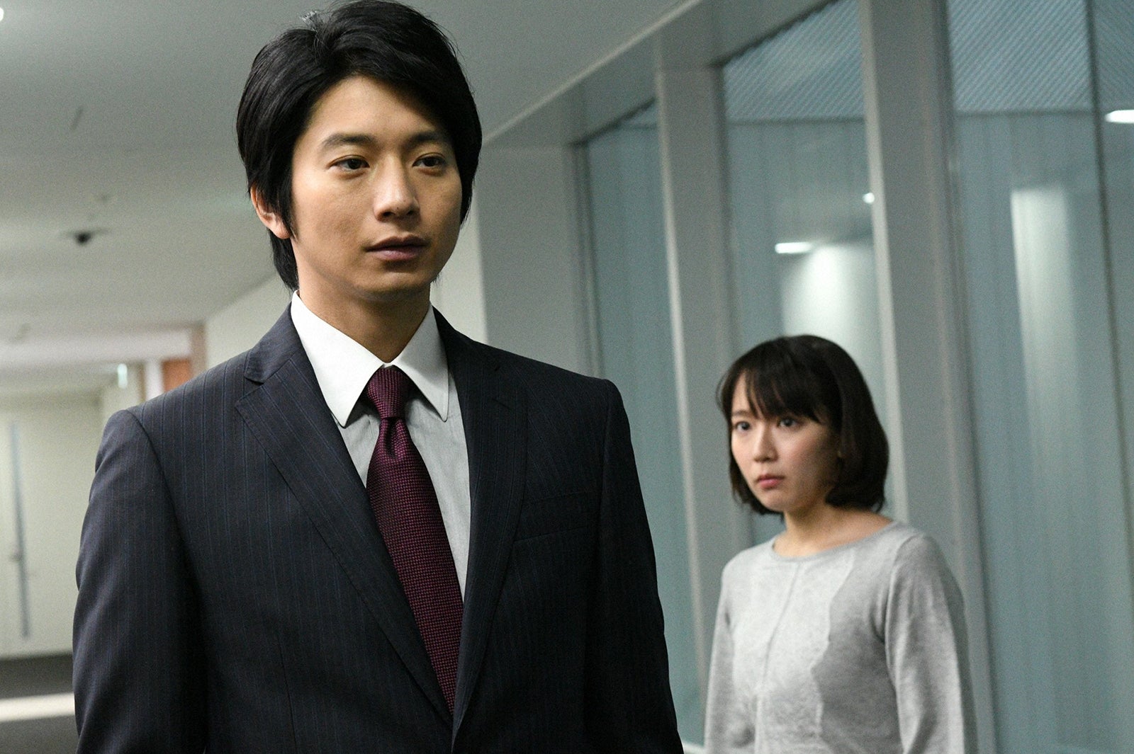 向井理、吉岡里帆／「きみが心に棲みついた」第9話より（C）TBS