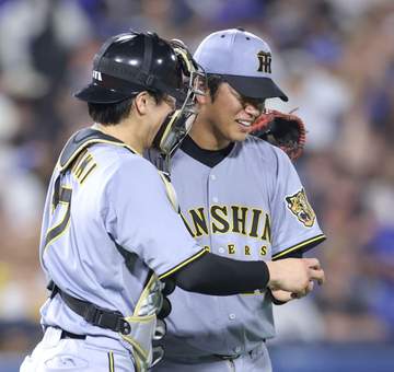【解説】阪神とDeNAバッテリーの差が勝敗を分けた 真っすぐを生かし切った高橋－伏見 高めに集めた尾形－松尾