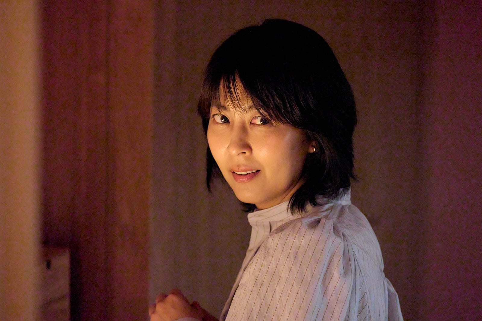 松たか子「しあわせな結婚」第1話（C）テレビ朝日