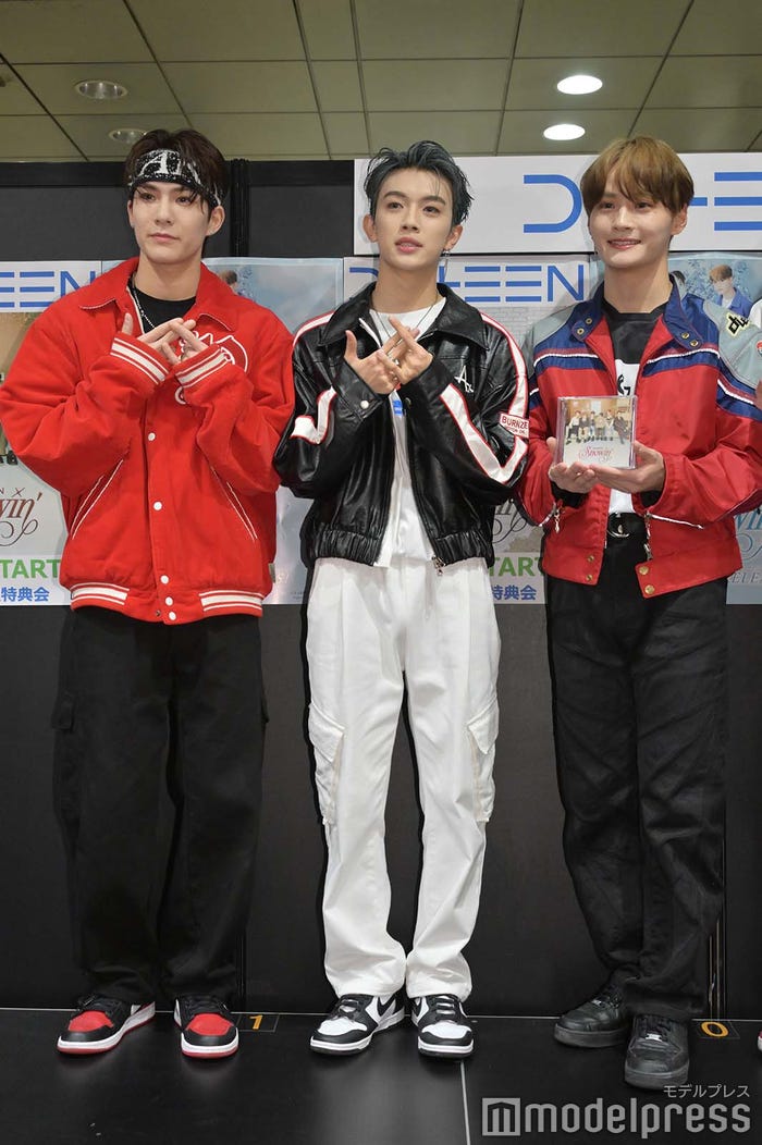 (左から)谷口太一、平本健、寺尾香信(C)モデルプレス