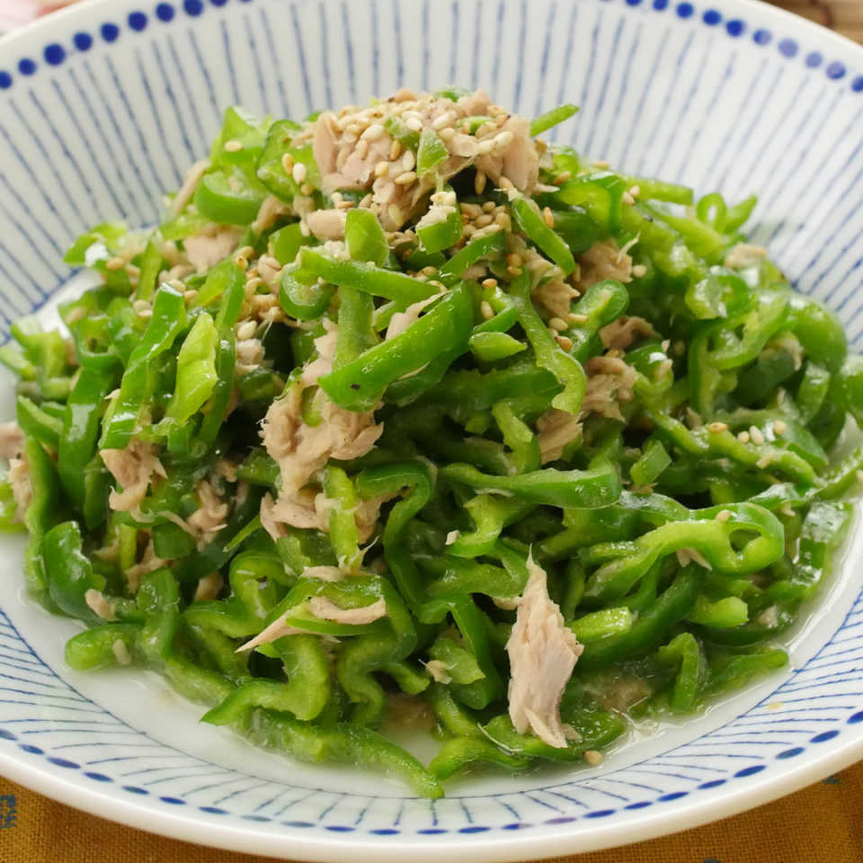 人気の常備菜「無限ピーマン」のレシピ