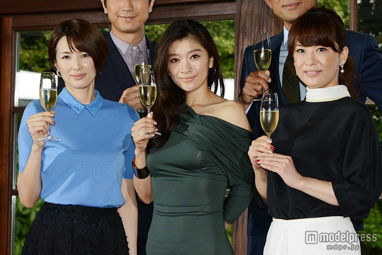 画像15/15) 篠原涼子、好きなタイプで“オトナ女子”な回答 - モデルプレス