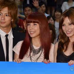 左から:三浦翔平、仲里依紗、加藤あい