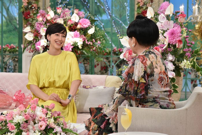 滝川クリステル、黒柳徹子(C)テレビ朝日