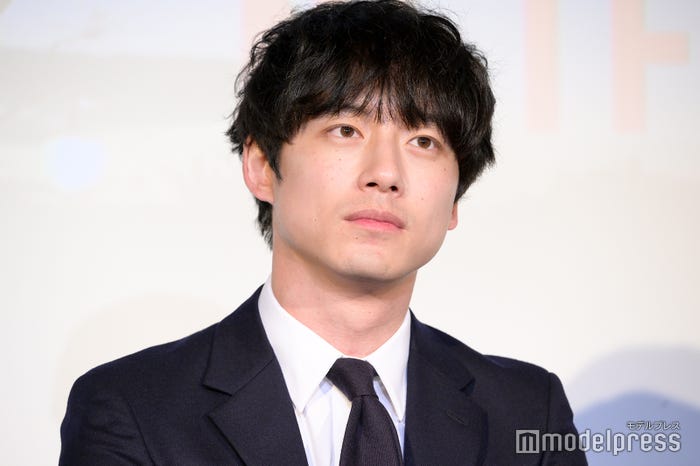 坂口健太郎(C)モデルプレス