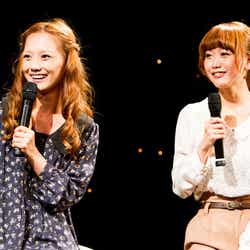 武智志穂、田中里奈(「ラフォーレファッションウィーク'11」より)