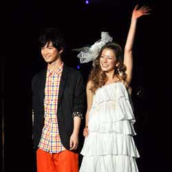 (写真左から)千葉雄大、スザンヌ
