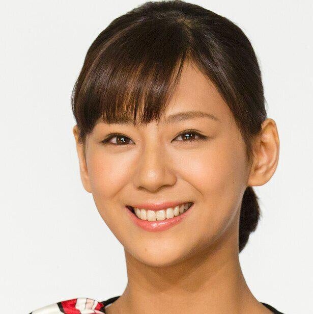 素敵すぎる”…西内まりや、真紅の着物で新年のご挨拶「美しいまりや