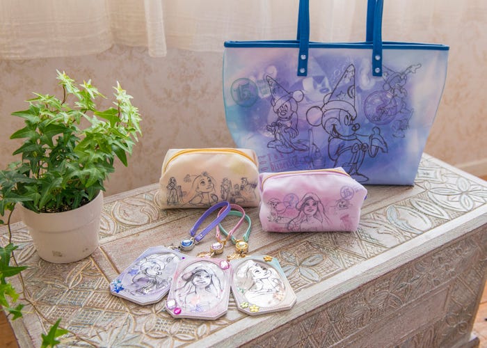 15周年グッズ(C)Disney