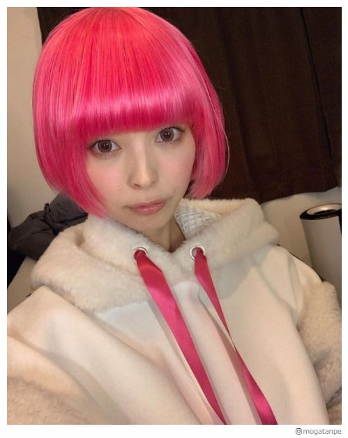 最上もが、ピンクヘアにイメチェン 妊娠中のヘアカラーに言及