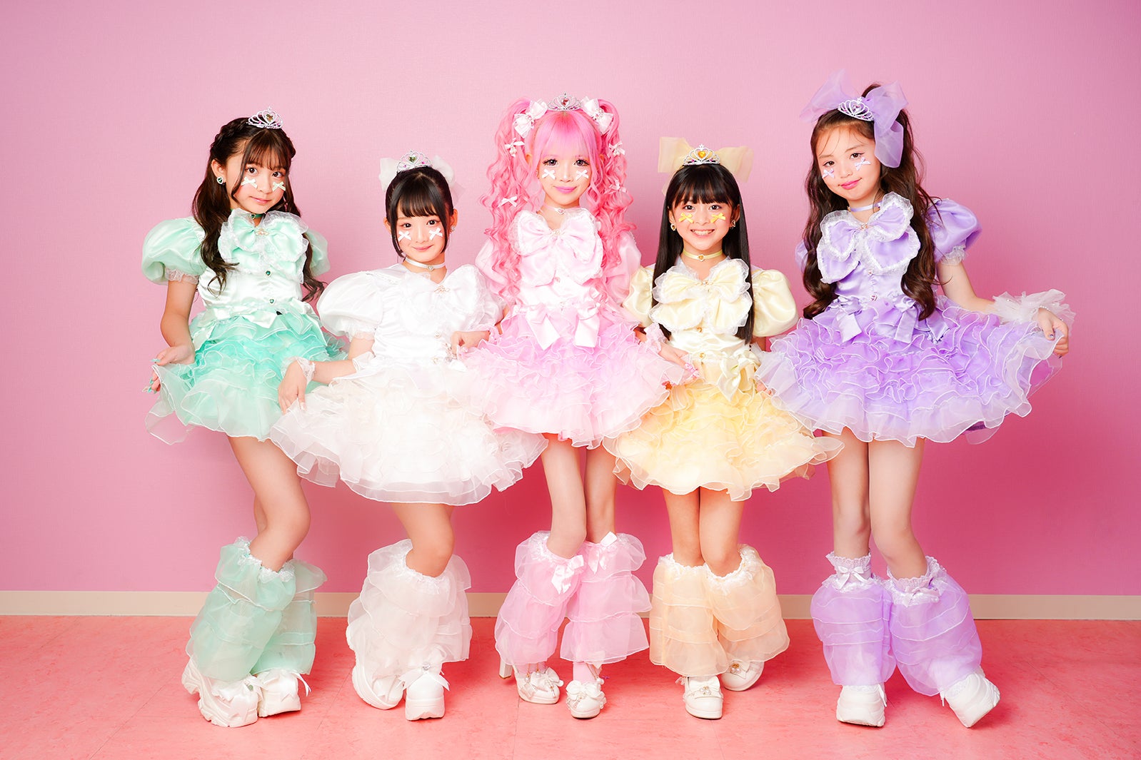 碧井絢花、椎奈茉白、りりぴ、花谷環奈、夏目ラリッサ「ひめらぶ」（提供写真）