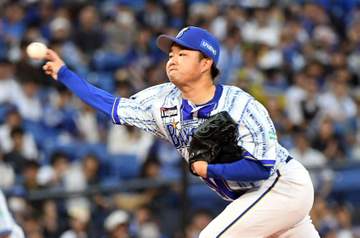 DeNA先発の石田裕 八回先頭のボスラーに初安打許す あと6人でノーノーならず