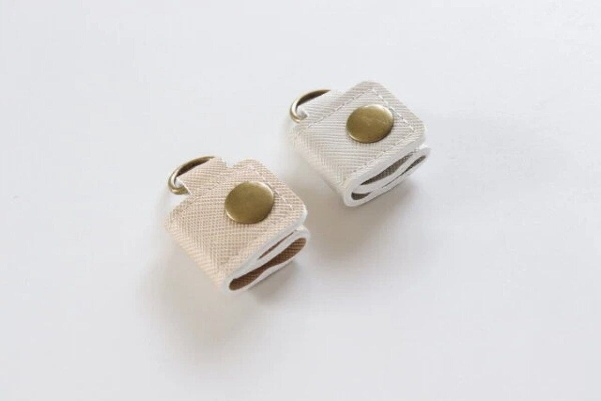 ダイソー バッグの紐に付けるキーホルダー ダイソー バッグの紐に付けるキーホルダー