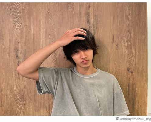 山崎賢人、髭姿でヘアカット報告「最高」「かっこよすぎ」とファン歓喜