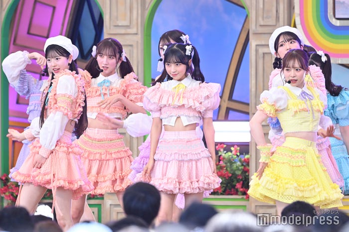 八木愛月、長友彩海、佐藤綺星、倉野尾成美/AKB48(C)モデルプレス