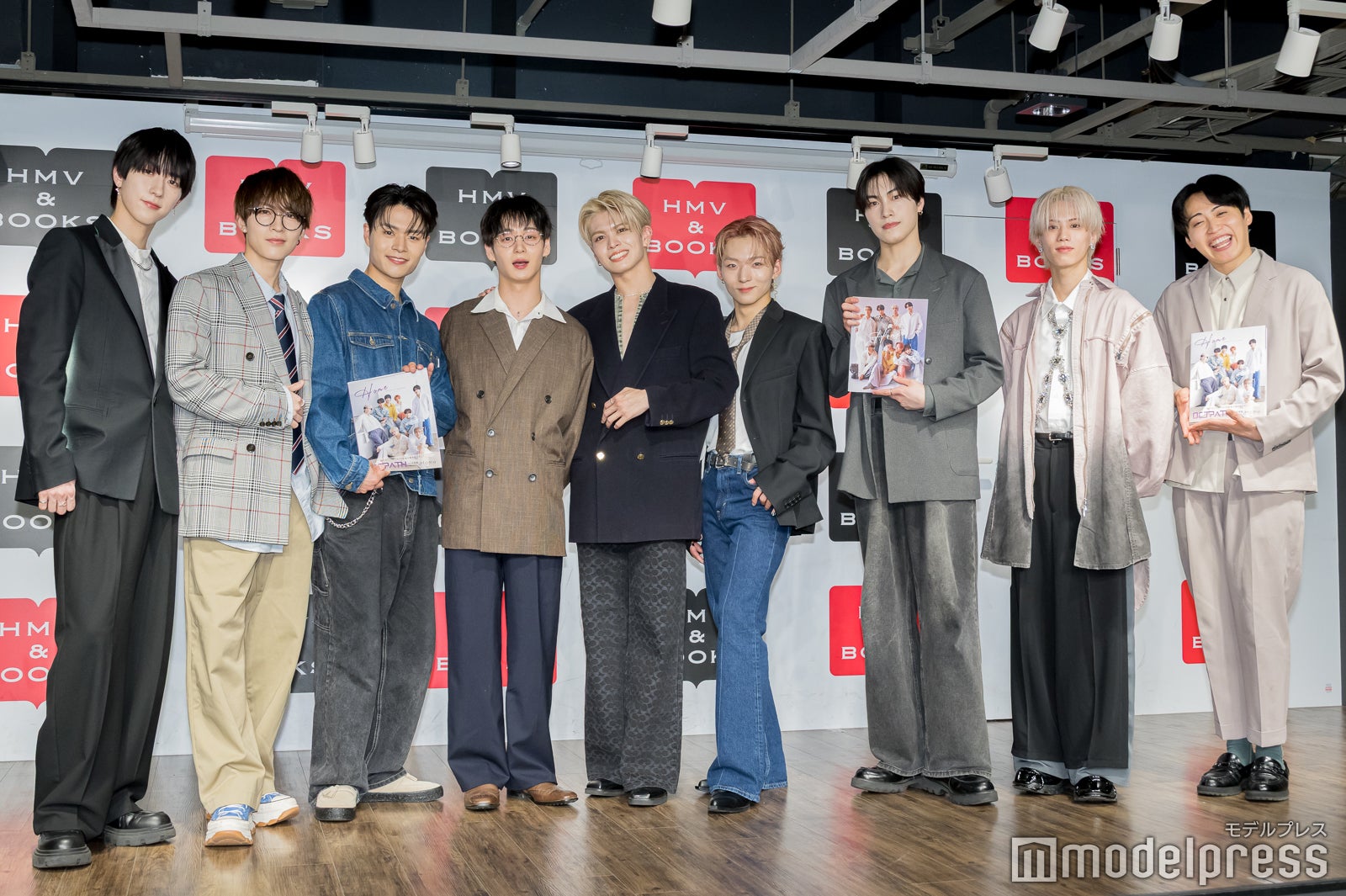 （左から）四谷真佑、高橋わたる、海帆、太田駿静、栗田航兵、古瀬直輝、西島蓮汰、小堀柊、池田直人（C）モデルプレス