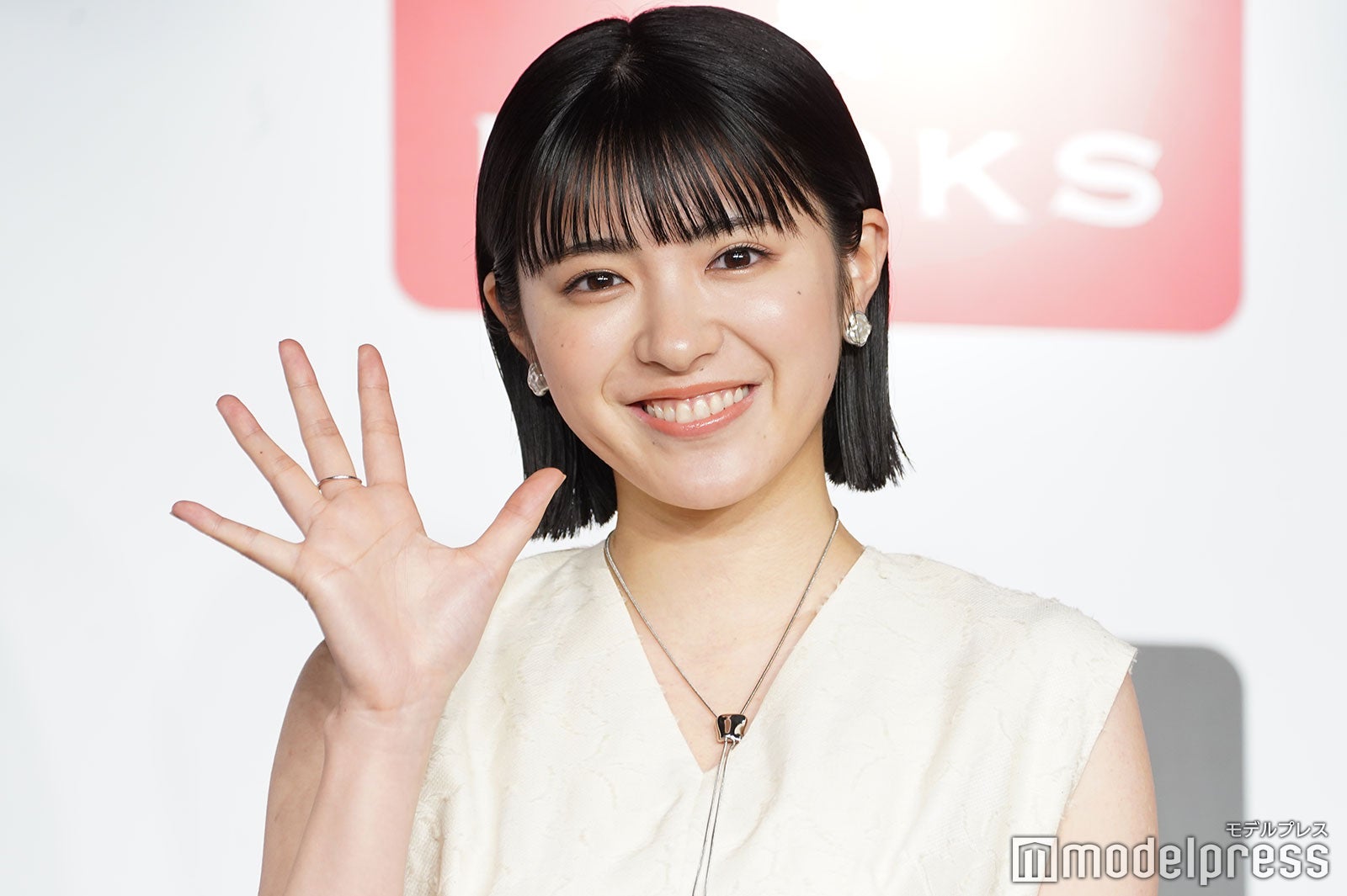 1st写真集「ゆづき。」発売記念イベント後の囲み取材に応じた平川結月（C）モデルプレス