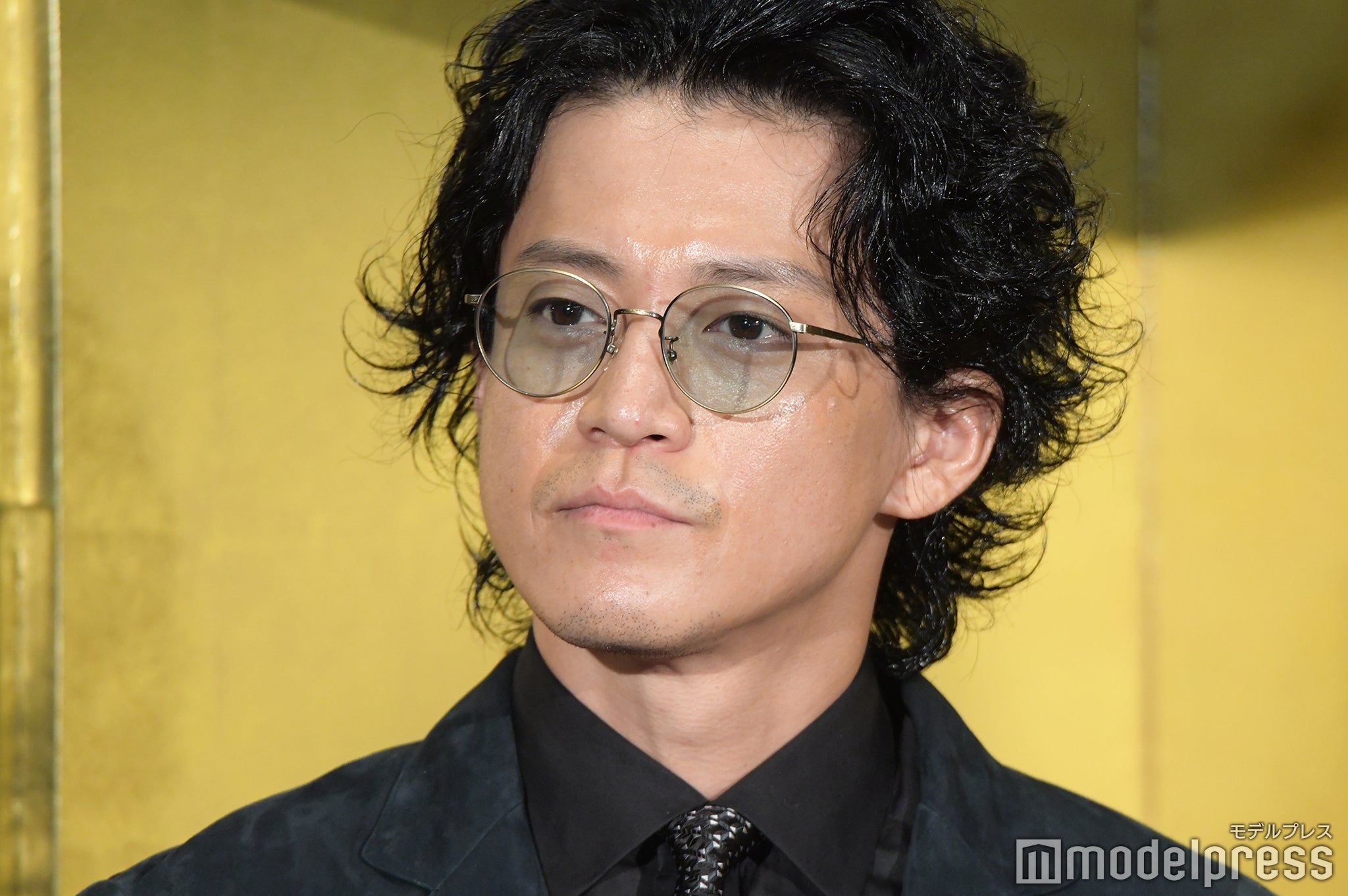 小栗旬（C）モデルプレス