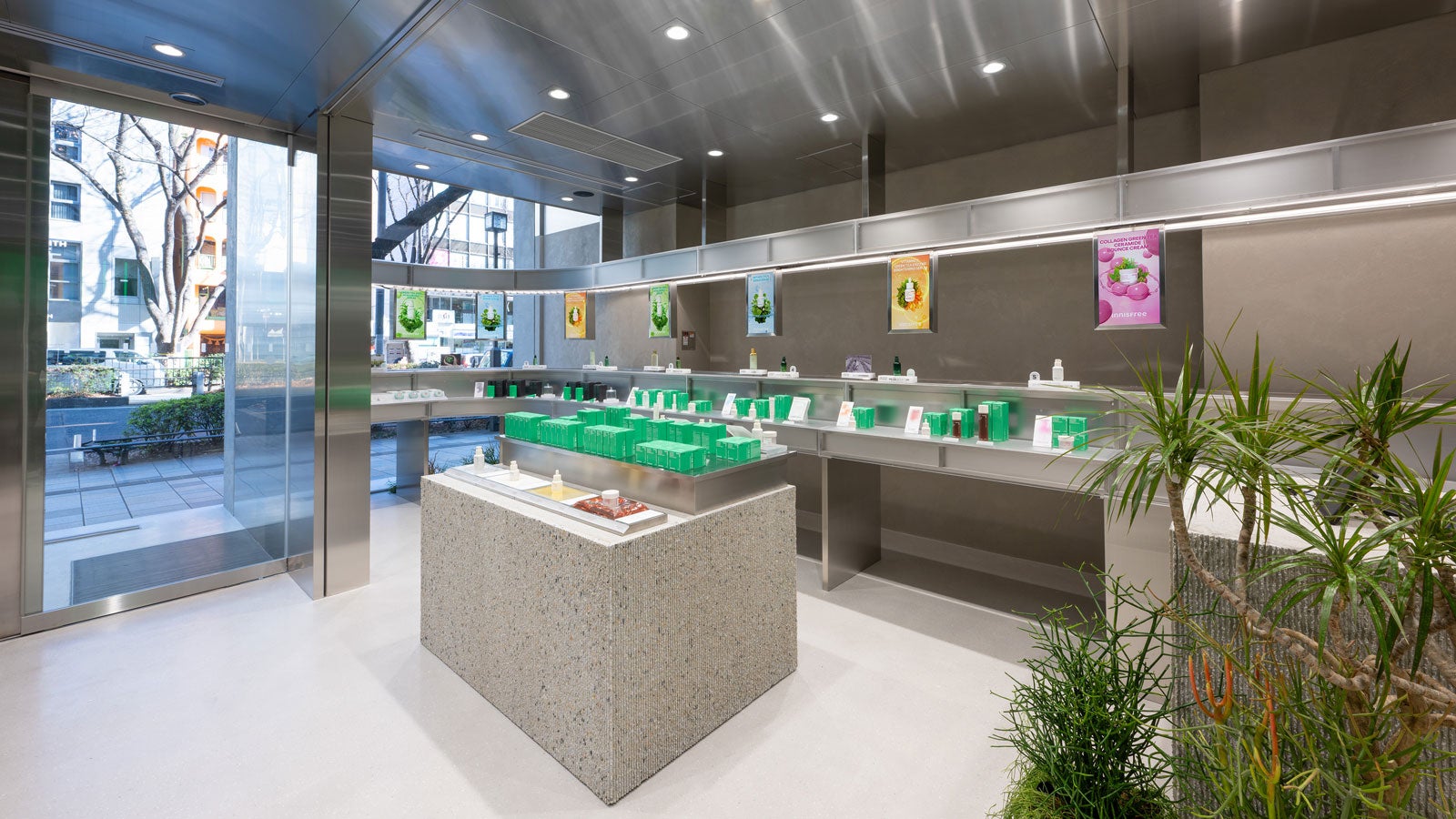 「INNISFREE」店舗イメージ（提供写真）
