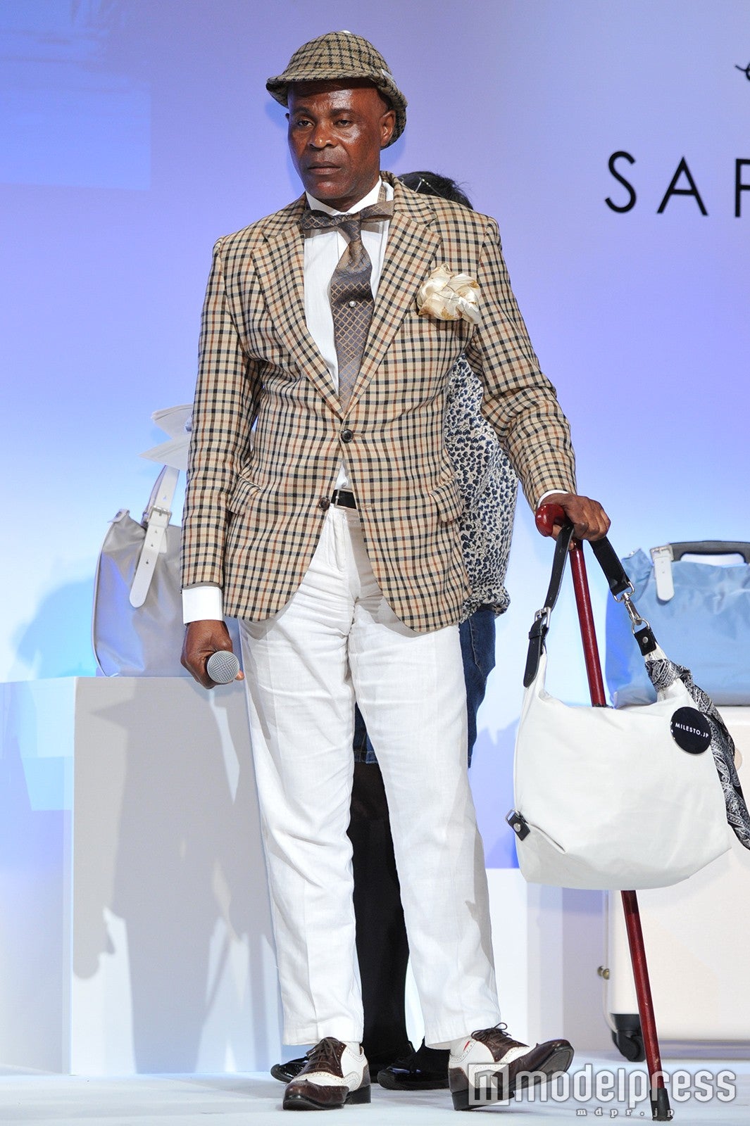 サップ（SAPE）スタイルを披露（C）モデルプレス