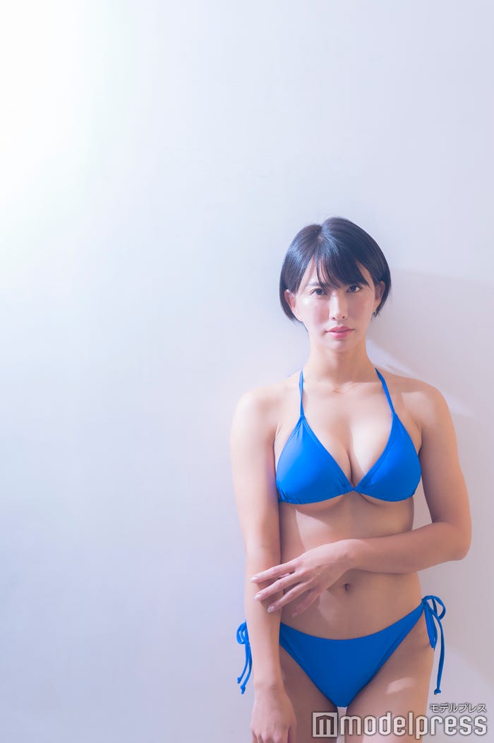 野球お姉さんせりな(C)モデルプレス