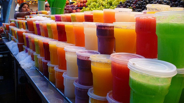 南国らしい「フルーツスムージー」／photo by @bastique