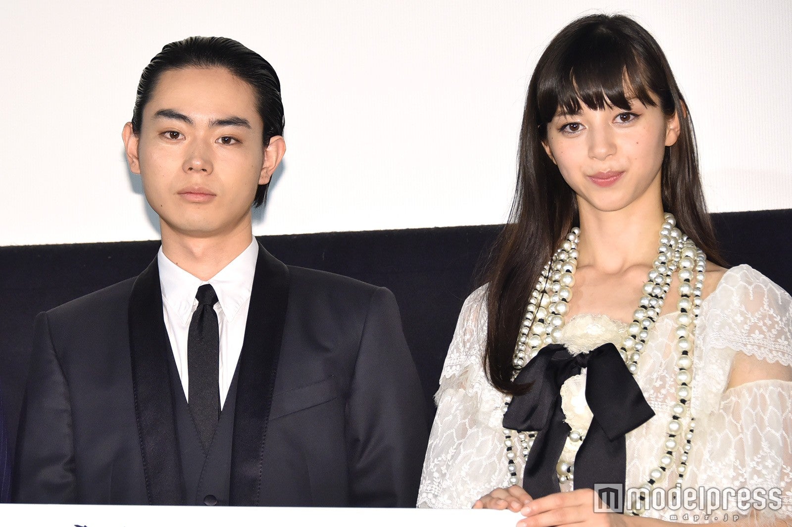 菅田将暉（左から）ダメ出しをうけた中条あやみ（C）モデルプレス