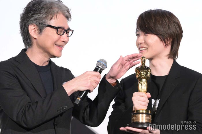 吉岡秀隆、神木隆之介(C)モデルプレス