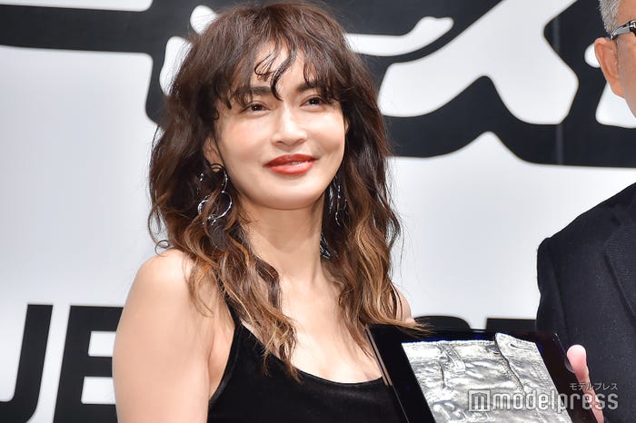 長谷川京子(C)モデルプレス
