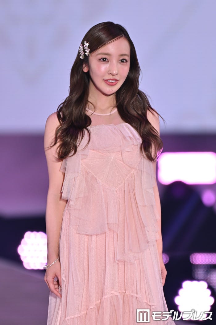 板野友美(C)モデルプレス