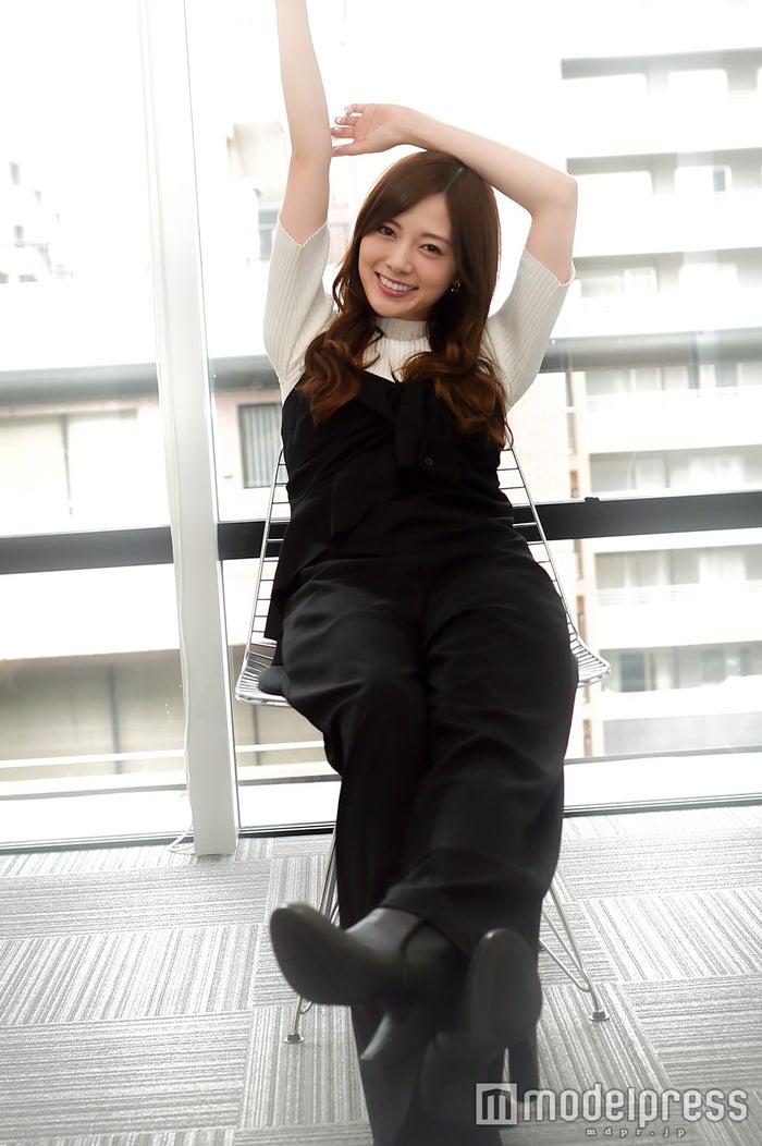 乃木坂46白石麻衣インタビュー 初ランジェリーへの覚悟 前髪を伸ばした理由 恥ずかしかった撮影 イメージ脱却 まいやん の美しさが止まらない モデルプレス