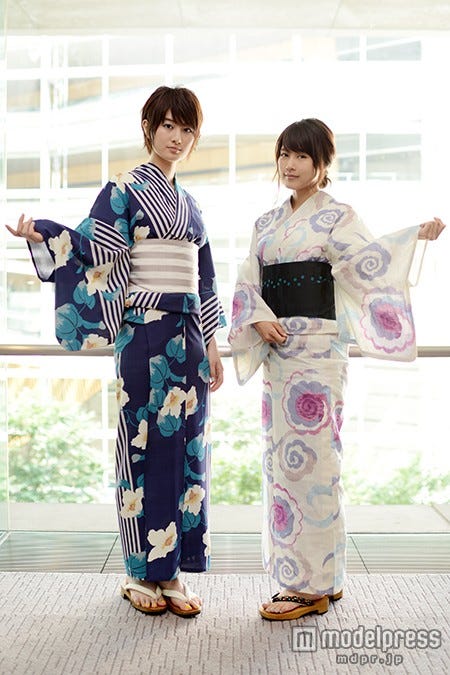 (左より)高月彩良、有村架純