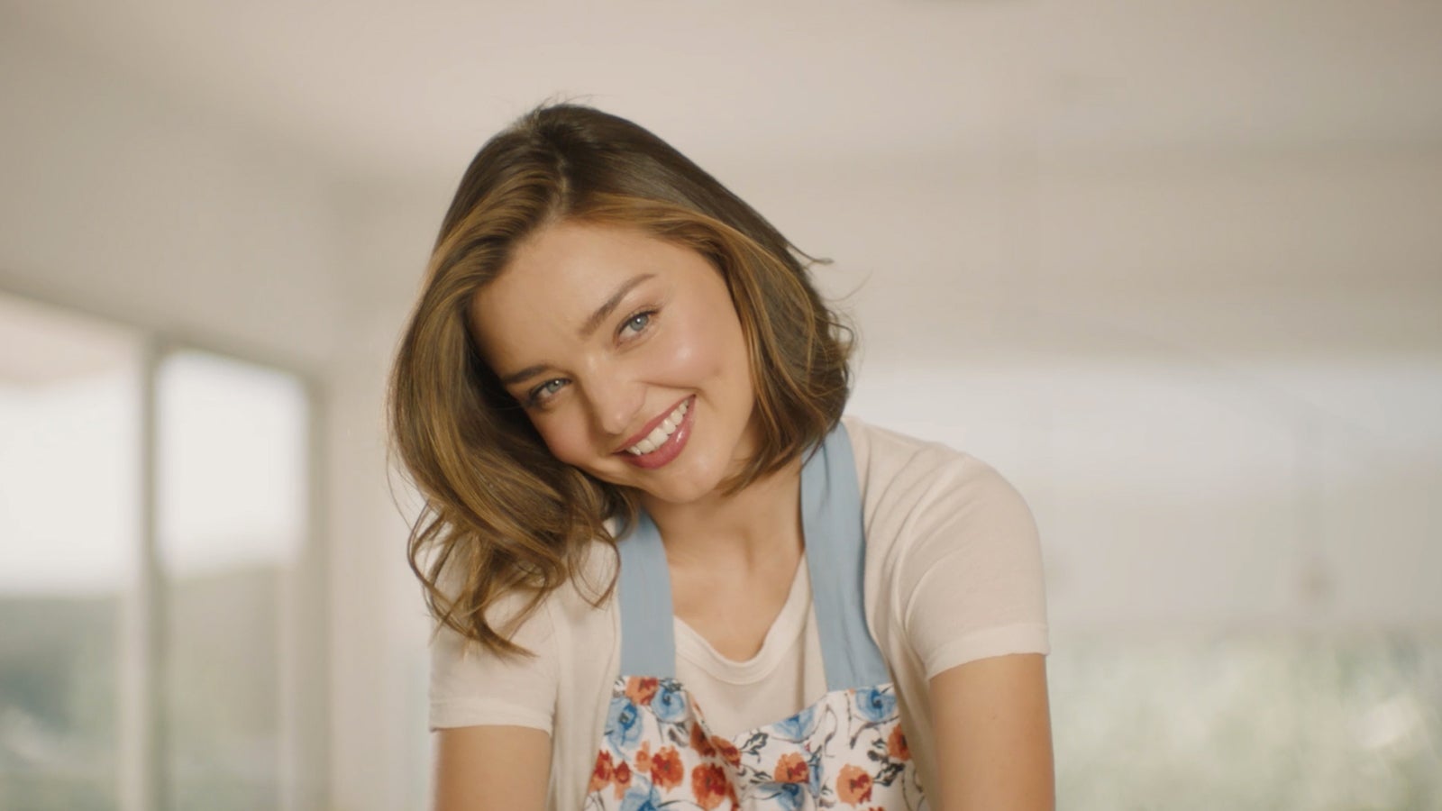 ミランダ・カー／新CMより