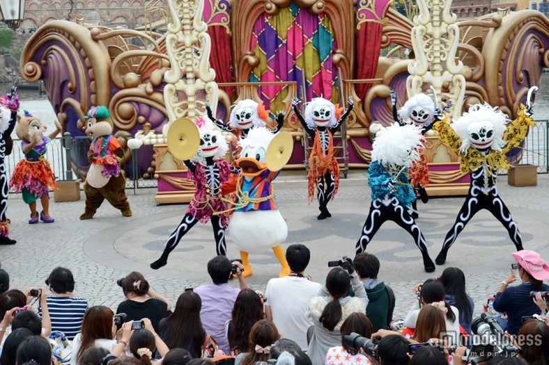 新プログラム「ウェルカム・スケルトン・フレンズ」／ドナルド