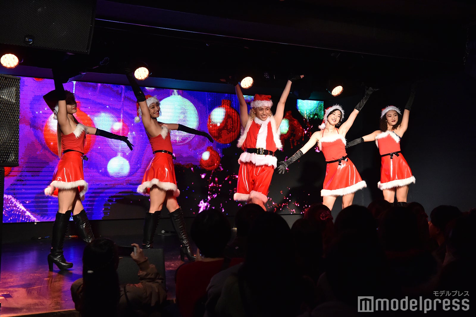 （中央）（中央）りゅうちぇる（C）モデルプレス