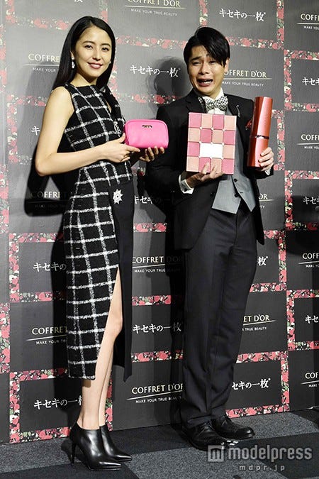 (左から)長澤まさみ、吉村崇