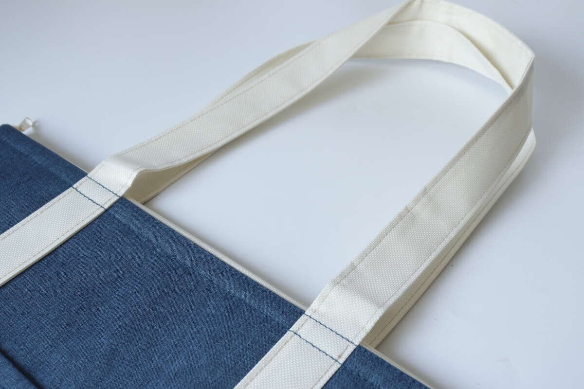 ダイソーのアルミ保温保冷バッグのハンドル