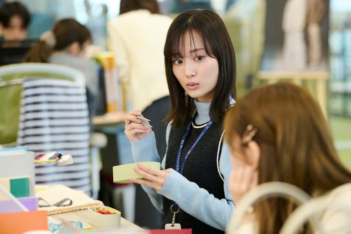 山下美月「御曹司に恋はムズすぎる」第1話(C)カンテレ