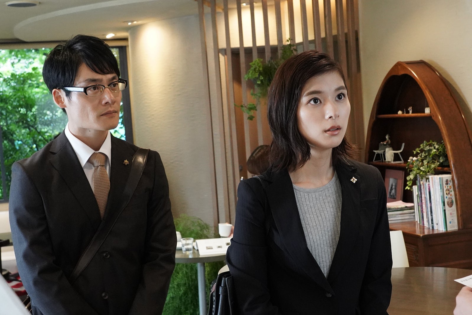 近藤公園、芳根京子（C）カンテレ