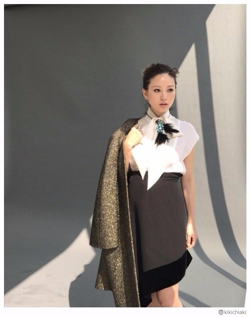 妊娠中の伊藤千晃、ふっくらお腹にファン注目